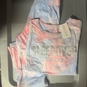 NWT girls pj set